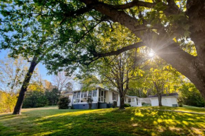 The Farmhouse & The Perch Guesthouse